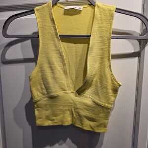 Wilfred V-Neck Yellow Crop Top